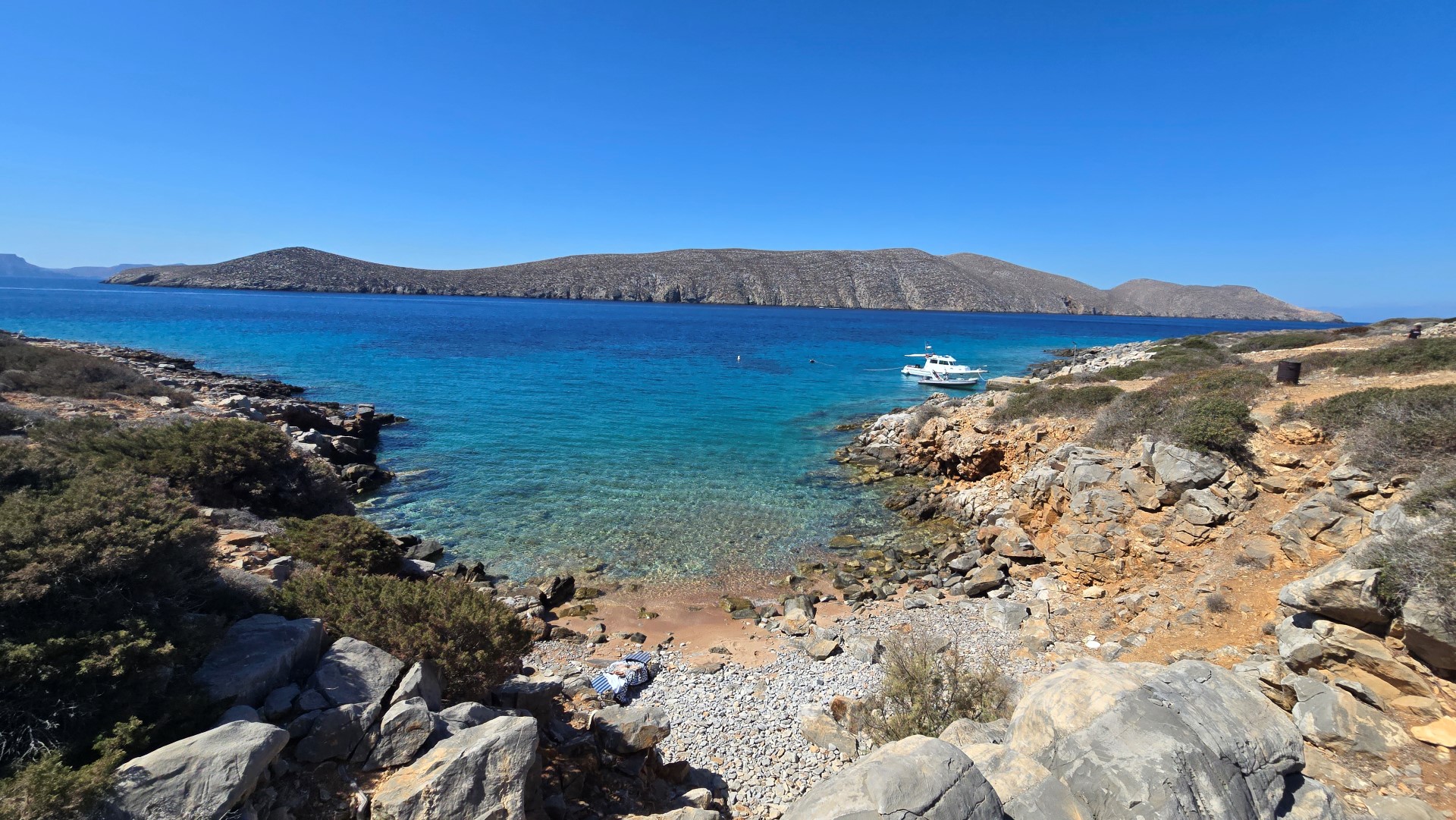 Islands of the God Dionysus (Dionysades) & the magical beaches of Sitia